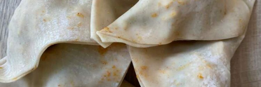 Gyoza fertig noch nicht gedämpft Gyoza fertig noch nicht gedämpft